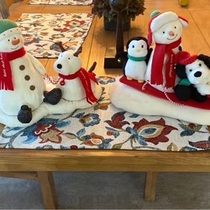 Two classic pieces❤️.  Hallmark Series Animated Plush Musical Characters.